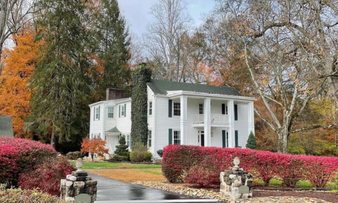 Street view of mansion