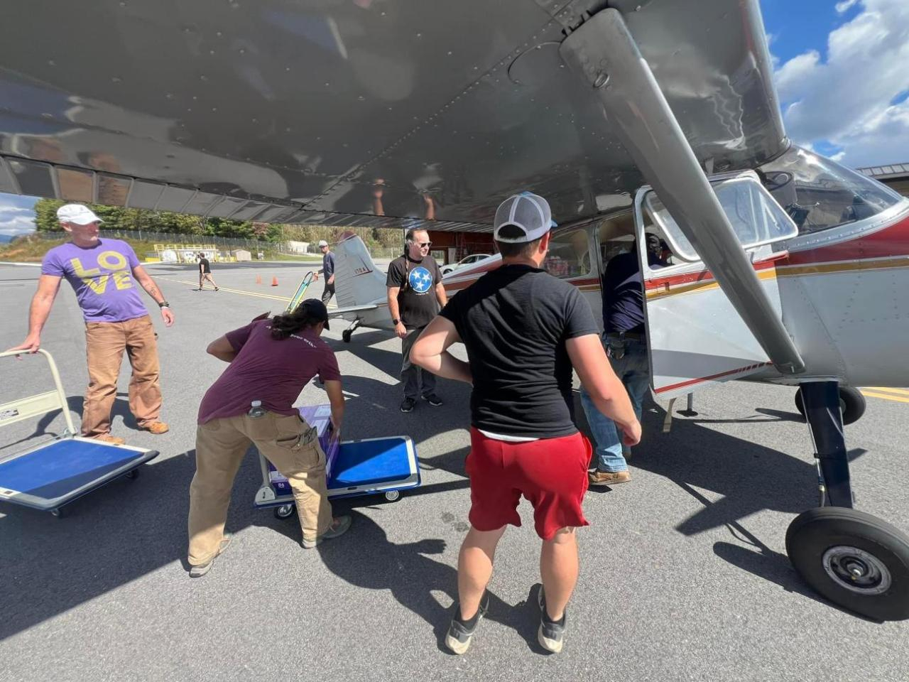 airdrop1